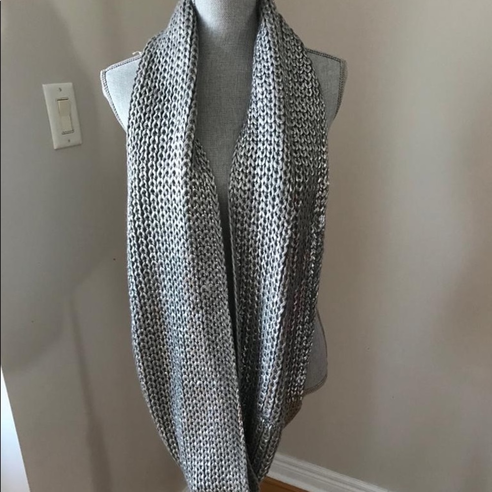 Sarajane Scarf